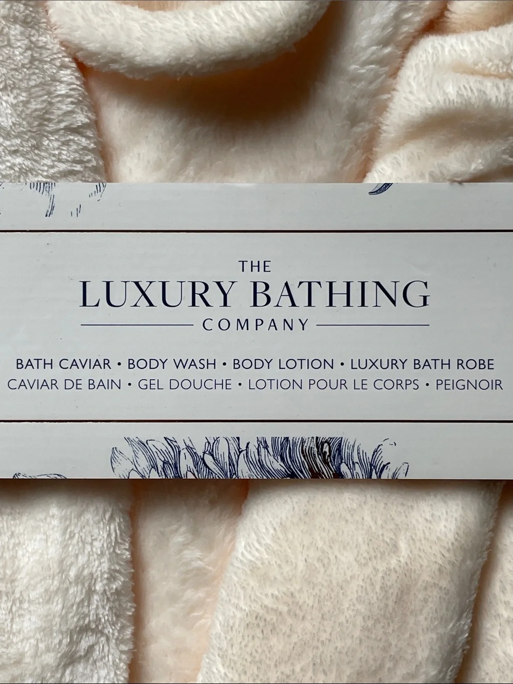 NWT Luxury Bath Set